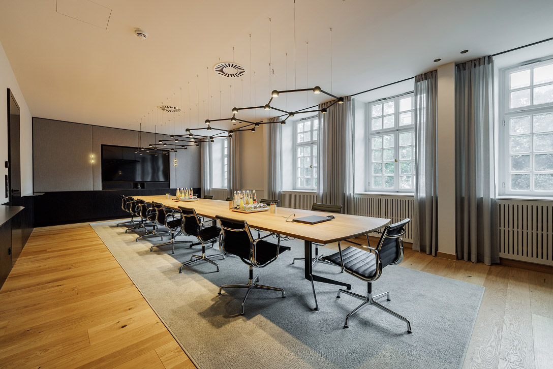 Professionelle Büroräume mit moderner Ausstattung