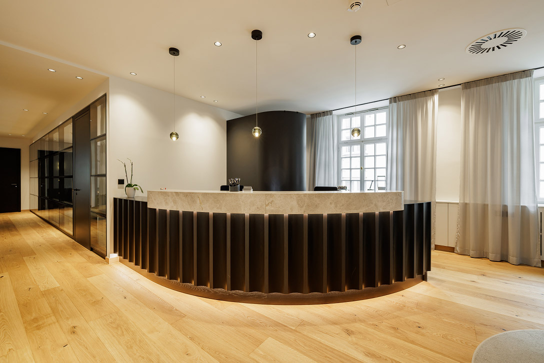 Hochwertige Ausstattung der Besprechungsräume